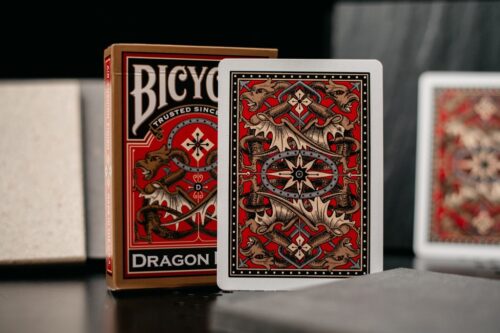 Baraja de cartas premium Bicycle Gold Dragon
