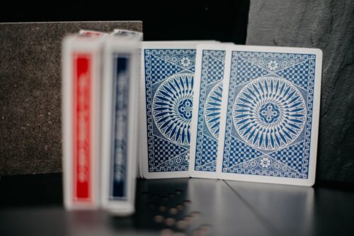 Cartas para juegos de mesa y magiaCartas para juegos de mesa y magia