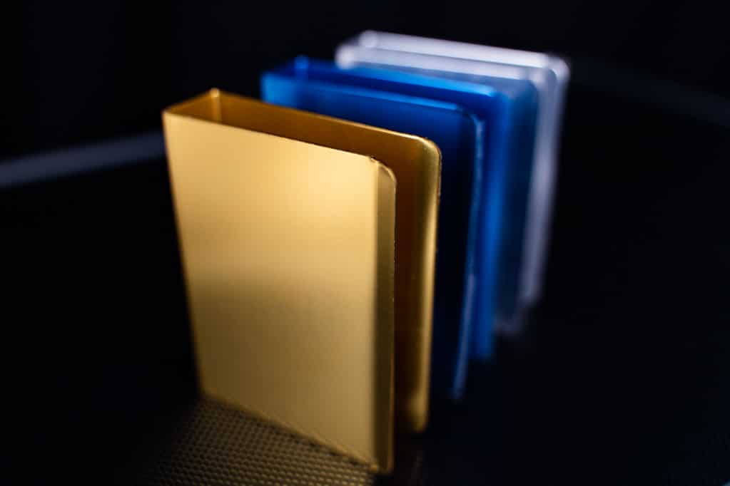 Clip protector de cartas colores para guardar barajas