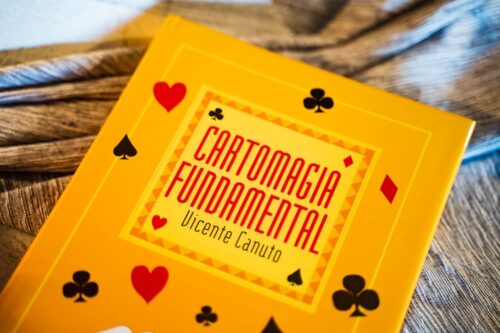 Comprar libro de magia en español para niños y adultos cartomagia fundamental de vicente canuto