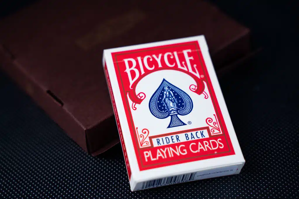 Comprar truco de magia con baraja Bicycle omega