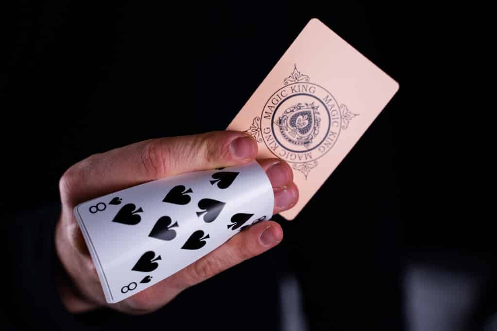 Magia de manipulación con cartas