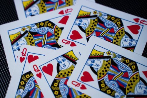 Naipes de poker repetidos para trucos de magia